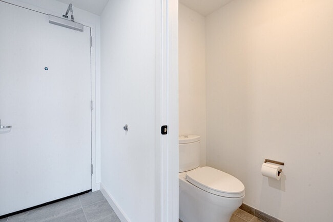 Photo - 249 NE 4th St Unidad SI ID1058669P