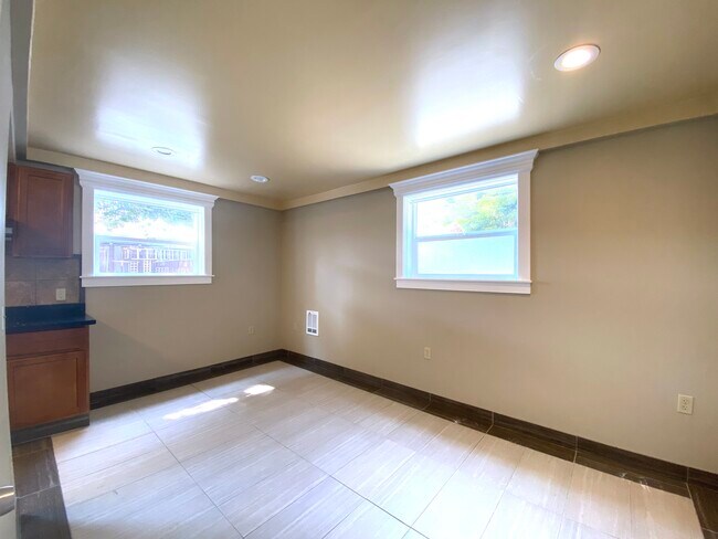 Photo - 1819 7th Ave Unit 16