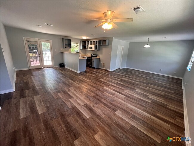 Building Photo - 314 Magnolia Dr Rental