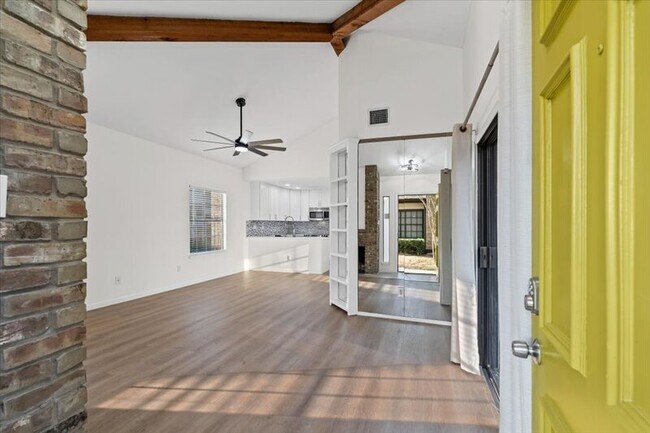 Photo - 1748 Ohlen Rd