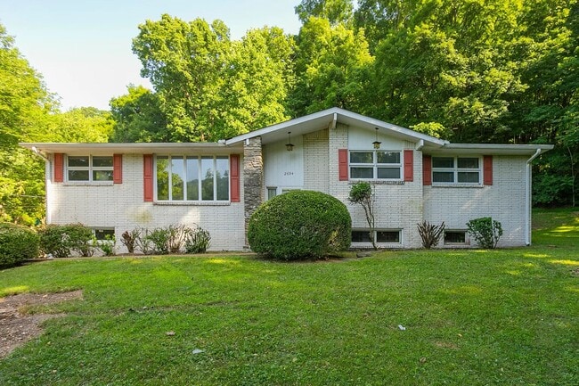 Brentwood Oasis: Newly Renovated 3 Bed, 2 ... - Brentwood Oasis: Newly Renovated 3 Bed, 2 ... House