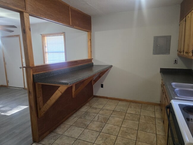 Photo - 9873 AR-352