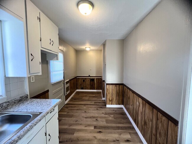 Photo - Newly Renovated Duplex