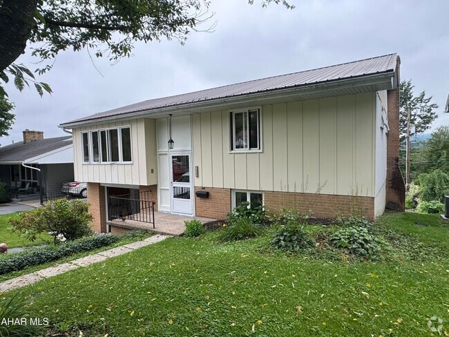 Building Photo - 5404 4th Ave Rental