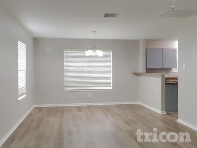 Photo - 3703 Bent Springs Ln