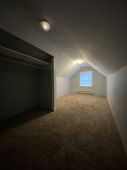 Photo - 110 W Chestnut St
