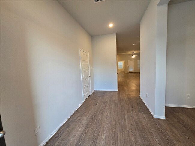 Photo - 2215 Villa Bella Ln