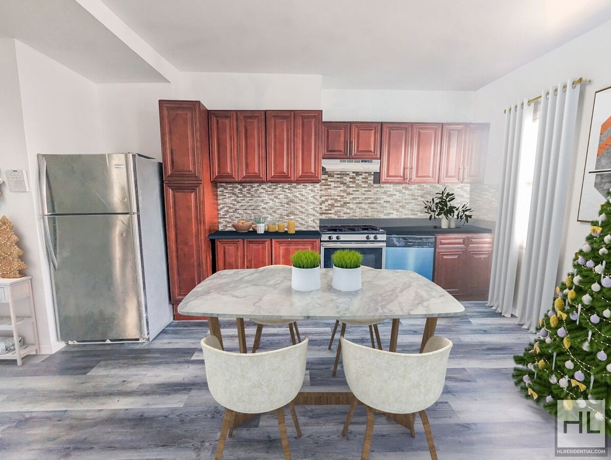 Photo - CORNELIA STREET Unit 2B