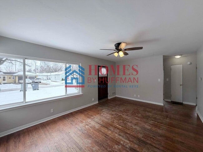 Photo - Three Bedroom House | $500 Deposit Special!