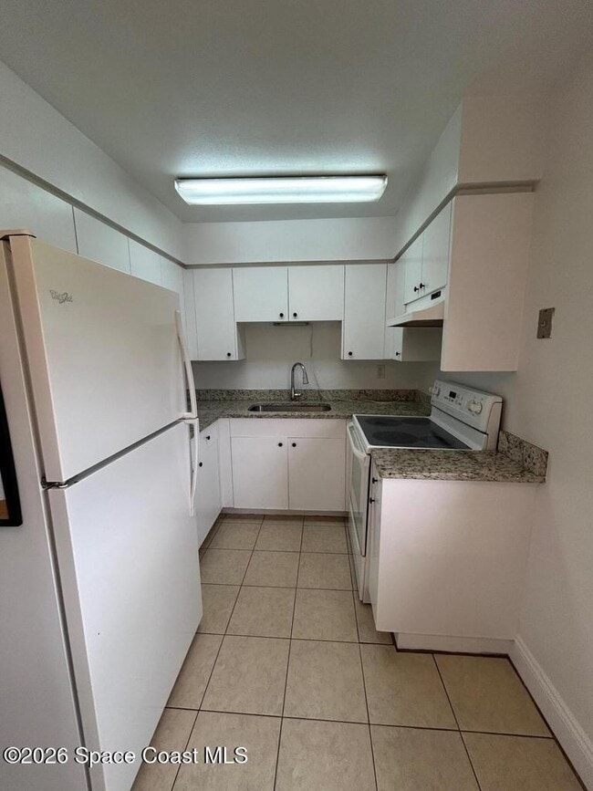 Photo - 1750 Cowan Dr