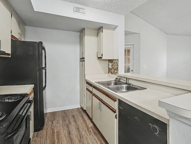 Photo - 437 Fountainhead Cir Unit 280