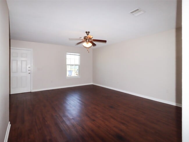 Photo - 7413 Blue Jay Dr