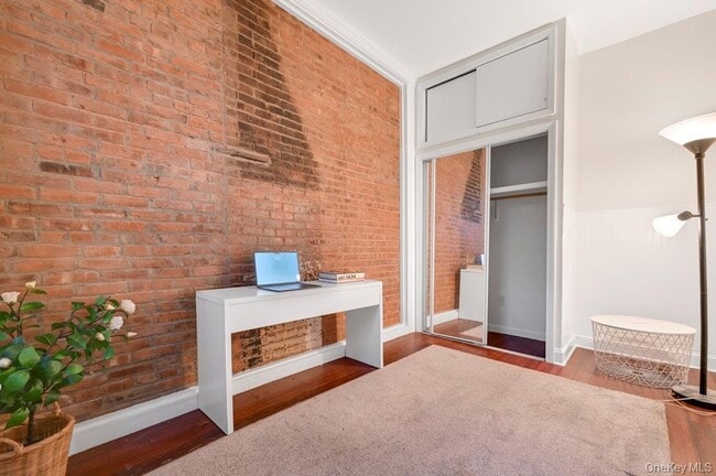 Photo - 64 S Broadway