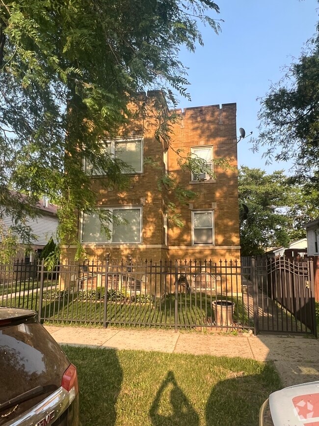 Building Photo - 11341 S Church St Rental