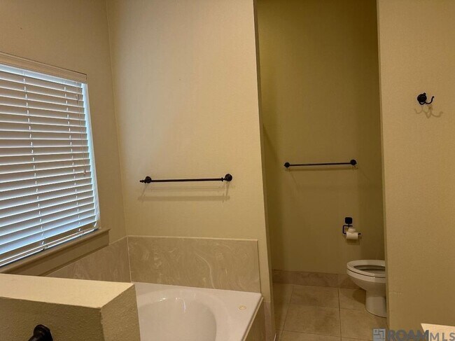 Photo - 8952 Boone Ave
