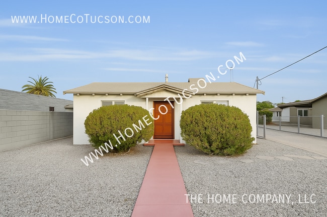 Photo - 3625 S Lundy Ave