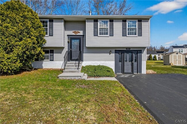 Photo - 8237 Mantova Dr