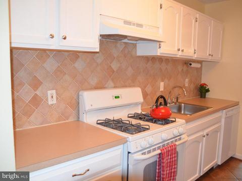 4 Monroe St Unidad 102