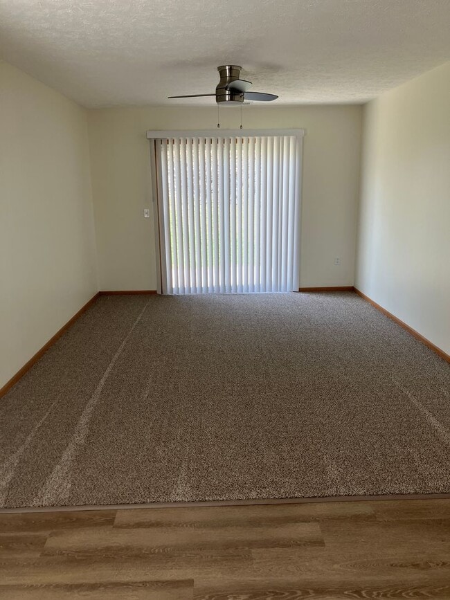 Photo - One bedroom apartment with attached one-car garage! Unidad 1046-D Laurel Tree Ct