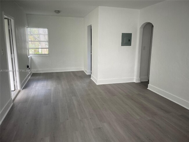 Photo - 1784 Normandy Dr Unidad 4