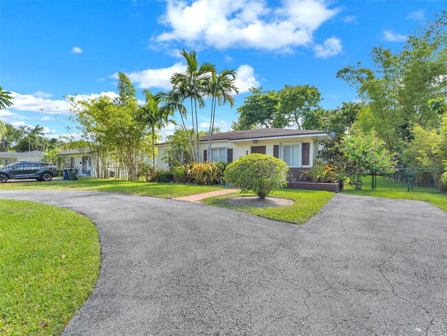 Photo - 6510 SW 63rd Ct