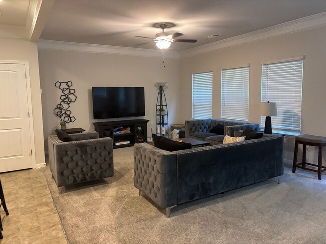Photo - 3-bedroom, 2.5-bathroom single-family home