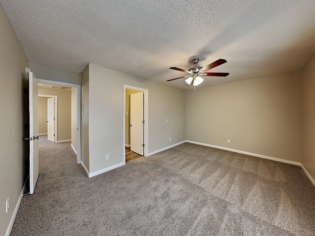 1590 Matthew Allen Cir