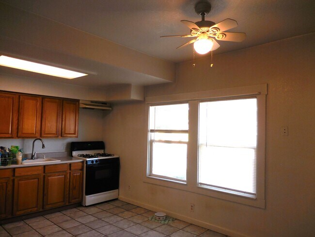 Photo - 301 Santa Clara Ave Unidad 1