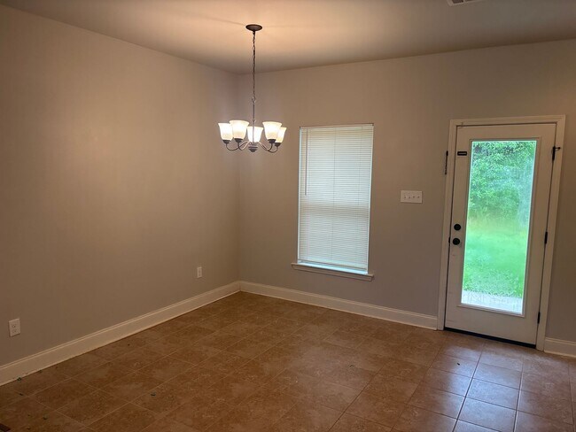 Photo - Beautiful 3-bedroom/2-bath D'Iberville