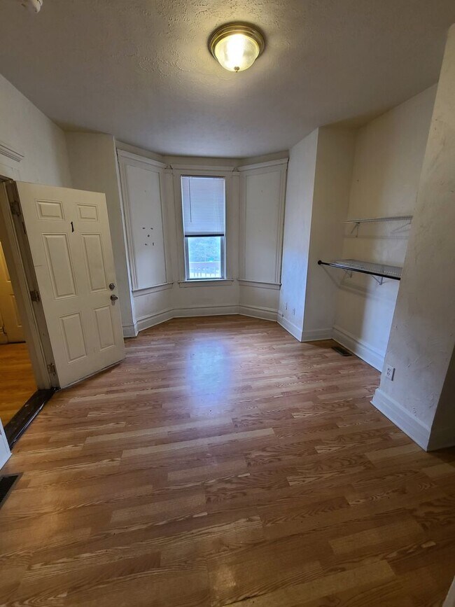 Photo - 3505 Boulevard of the Allies Unit House