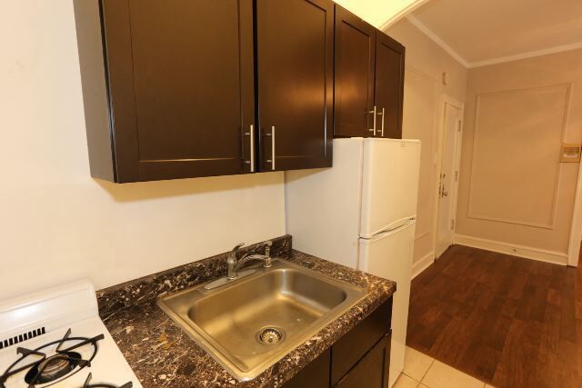 Photo - 2849 N Burling St Unit 403