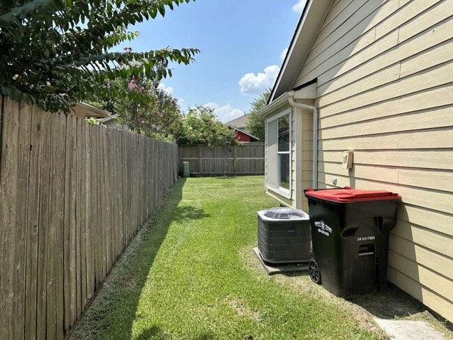 Photo - 12226 Greensbrook Forest Dr
