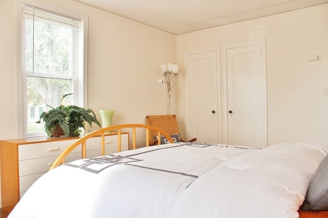 Kensington Village Apartments