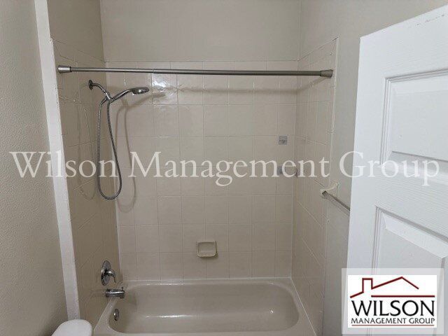 Photo - 1819 Saffron Plum Ln