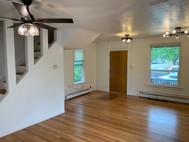 Photo - 308 S 9th St