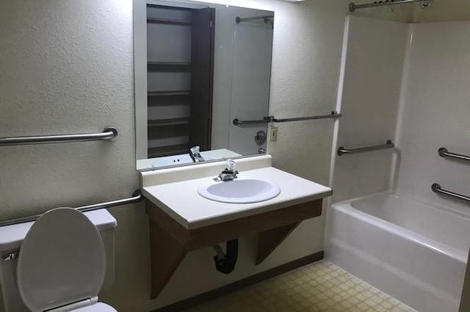 Photo - 302 Clyde St Unit # 1