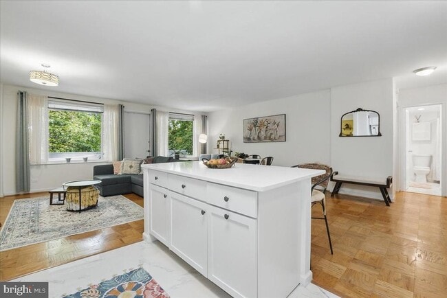 Photo - 4501 Arlington Blvd Unit 229