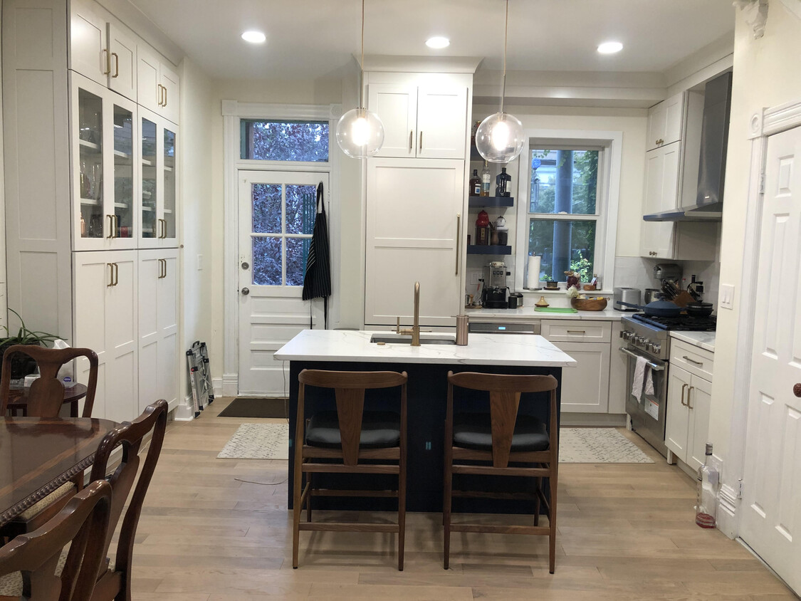 Photo - 226 11th St SE (Washington, DC)