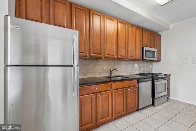 Photo - 2031 Locust St Unit 1701