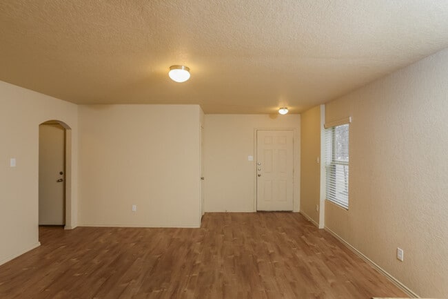 Photo - 2111 Bigmouth Rod