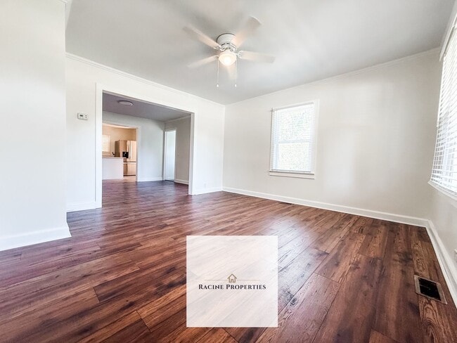 224 W Rd