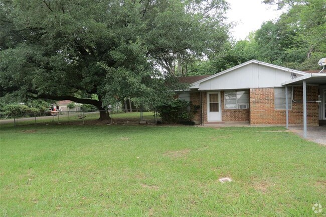Building Photo - 340 West Dr Rental