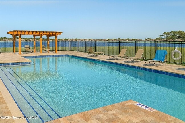 Photo - 1854 Capital Dr SE