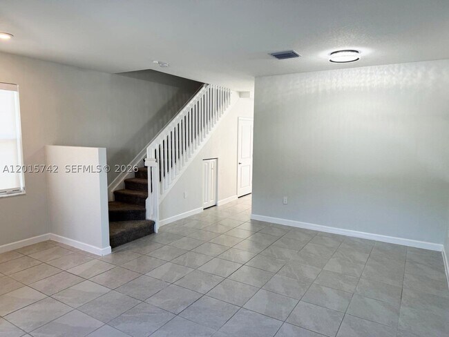 Photo - 1884 SE 27th Rd