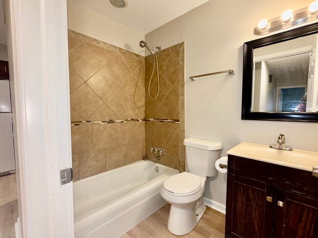 Photo - 511 Diven Ln