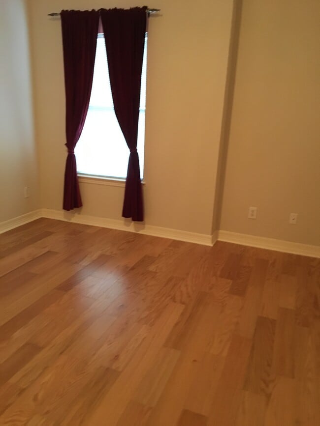 Photo - 6714 Montclair Dr