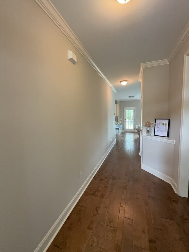 Photo - 302 Pond Hill Ct