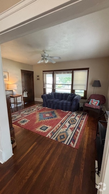 Building Photo - 2584 Kendall Rd Rental