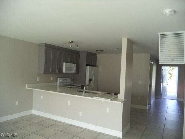 Photo - 6062 Laurelwood Dr