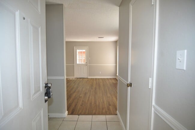 Photo - Spacious 4-Bedroom, 2-Bathroom Townhome in...
